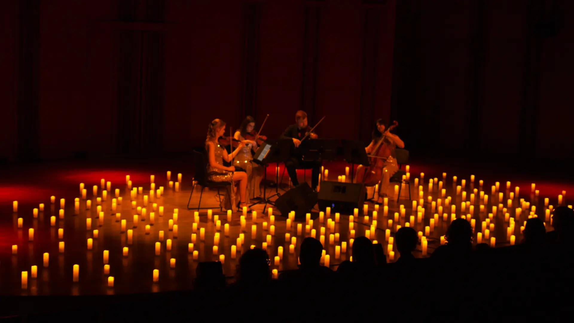 Kwartet smyczkowy ze swiecami